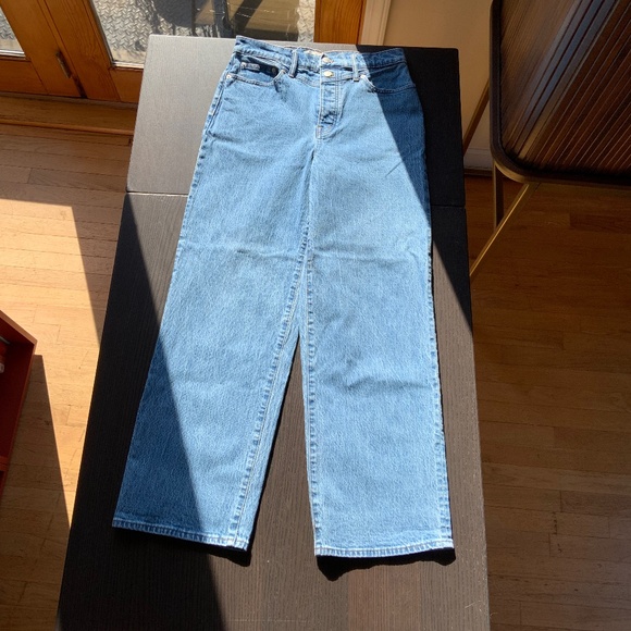 Madewell The Perfect Vintage Wide-Leg Jean in Harding Wash: Button-Fly Edition - Picture 7 of 11